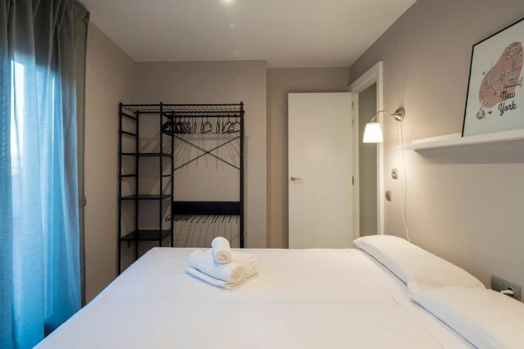 Apartamento Bebarceloner Sant Andreu - 1 Bedroom With Terrace *
